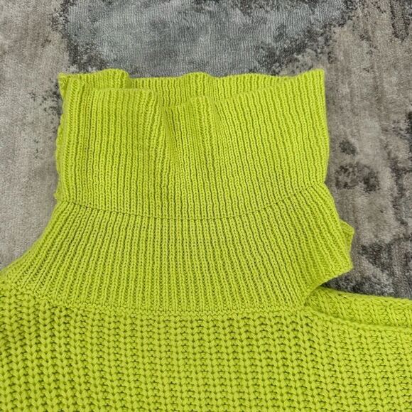 ASTR Lime Green Open Neck Sweater - Picture 5 of 7